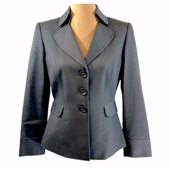 Tahari Peplum Blazer Size 6P Jacket Gray Career Gray NWOT - Picture 1 of 11
